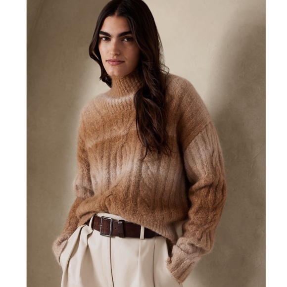 New BANANA REPUBLIC Size XS Celeste Ombre Sweater in Latte - Picture 1 of 6